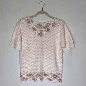 Shenanigans Vintage Crochet HandKnitted Rose Detailed Short-Sleeved Sweater-Sz S